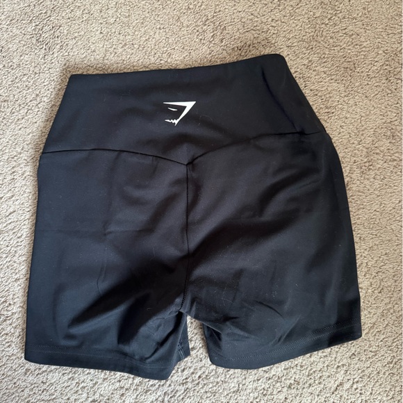 XS Black Gymshark Shorts - Picture 2 of 2